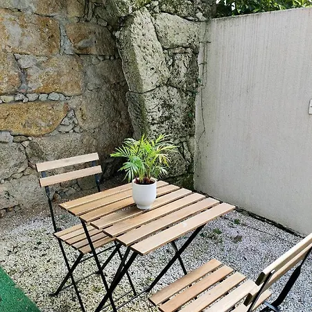 Апартаменты Historic - With Private Patio