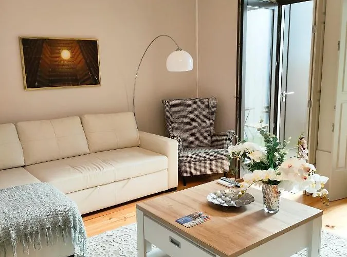 Apartment Historic - With Private Patio *